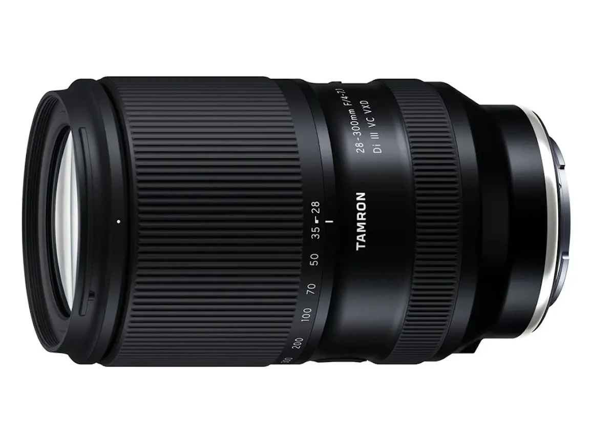 28-300mm F/4-7.1 Di III VC VXD