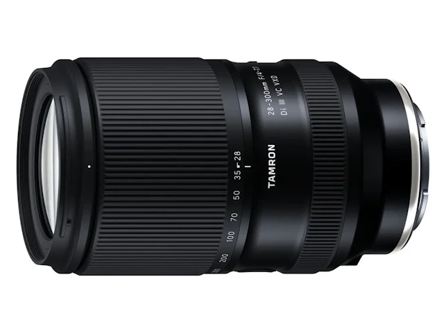 28-300mm F/4-7.1 Di III VC VXD