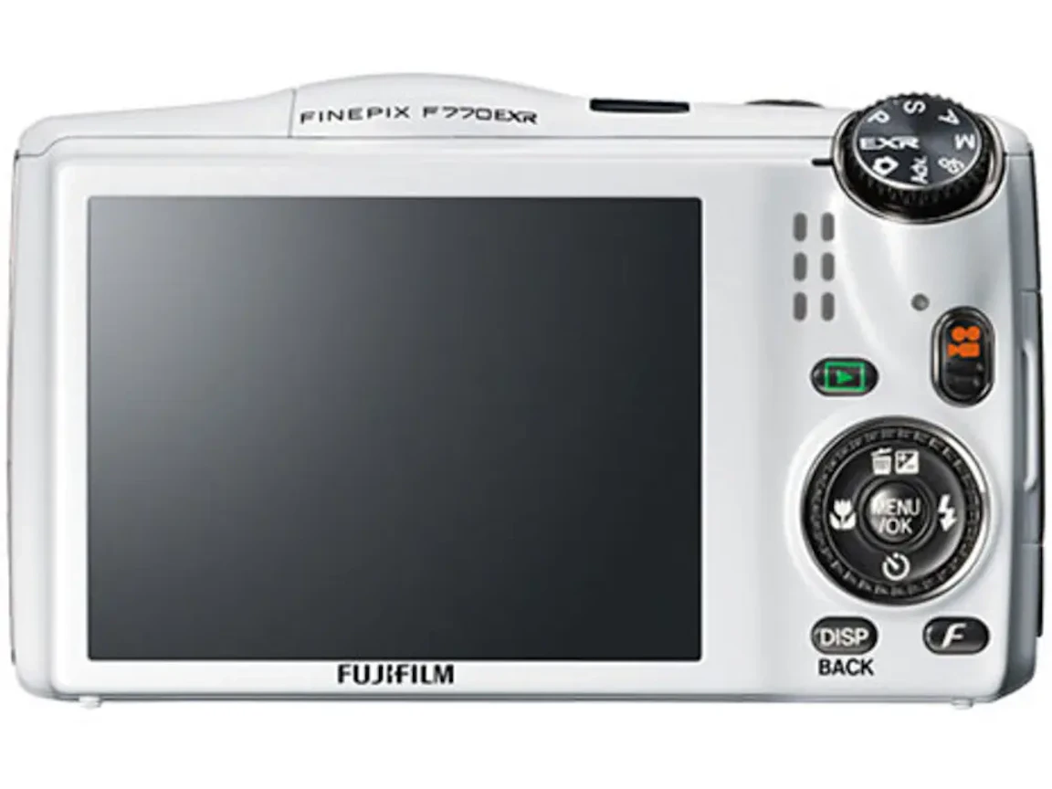 FinePix F770EXR "ホワイト"の新品/中古の在庫一覧 2枚目