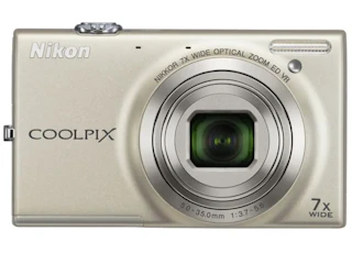ニコン COOLPIX S6100 "シャンパンシルバー"