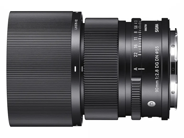 90mm F2.8 DG DN