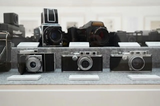 コンデジとミラーレスの違い：コスト