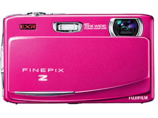 富士フイルム FinePix Z950EXR "ピンク"
