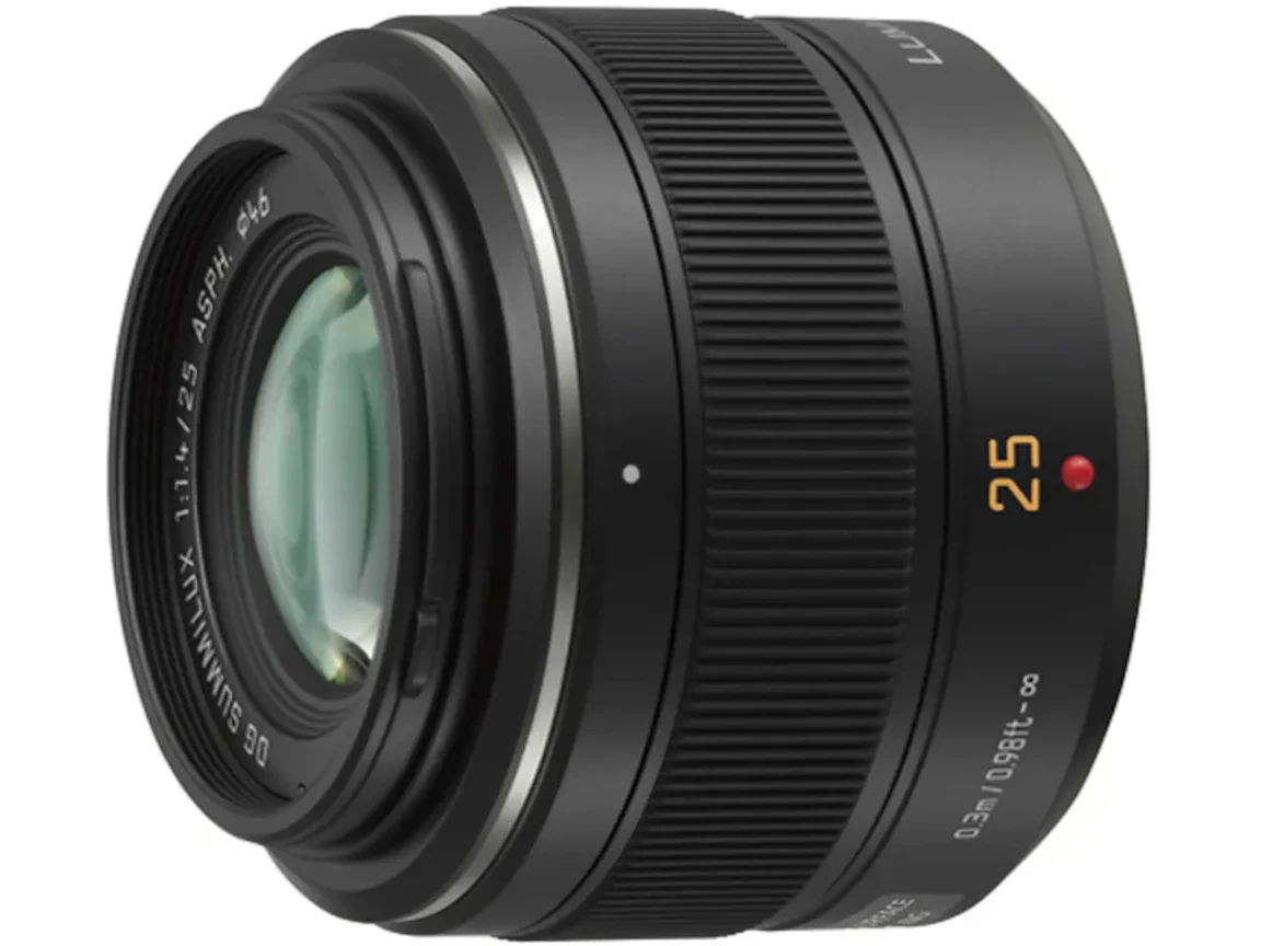 LEICA DG SUMMILUX 25mm/F1.4 ASPH.