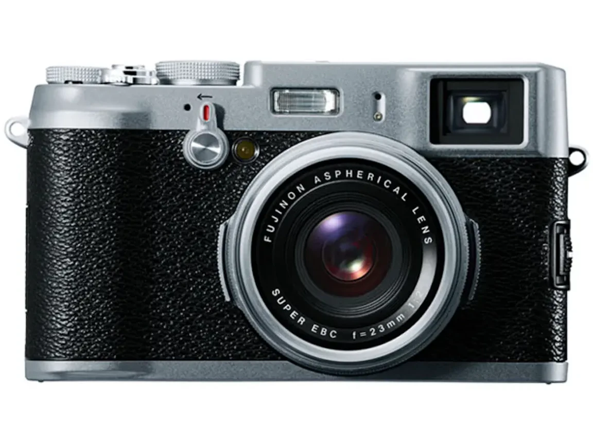 FinePix X100