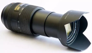Nikon AF-S DX NIKKOR 18-300mm f/3.5-5.6G ED VRの収差(歪曲・色収差・周辺減光)と逆光耐性