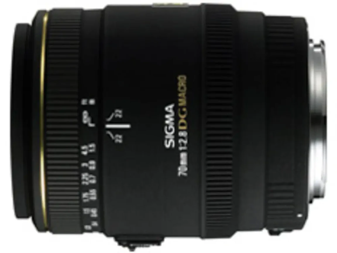 MACRO 70mm F2.8 EX DG