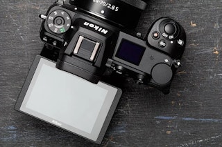 Nikon Z6IIのデザインと操作性のレビュー