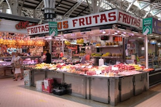 Fujifilm X100Vの画質評価（JPEGの色とRAW耐性）