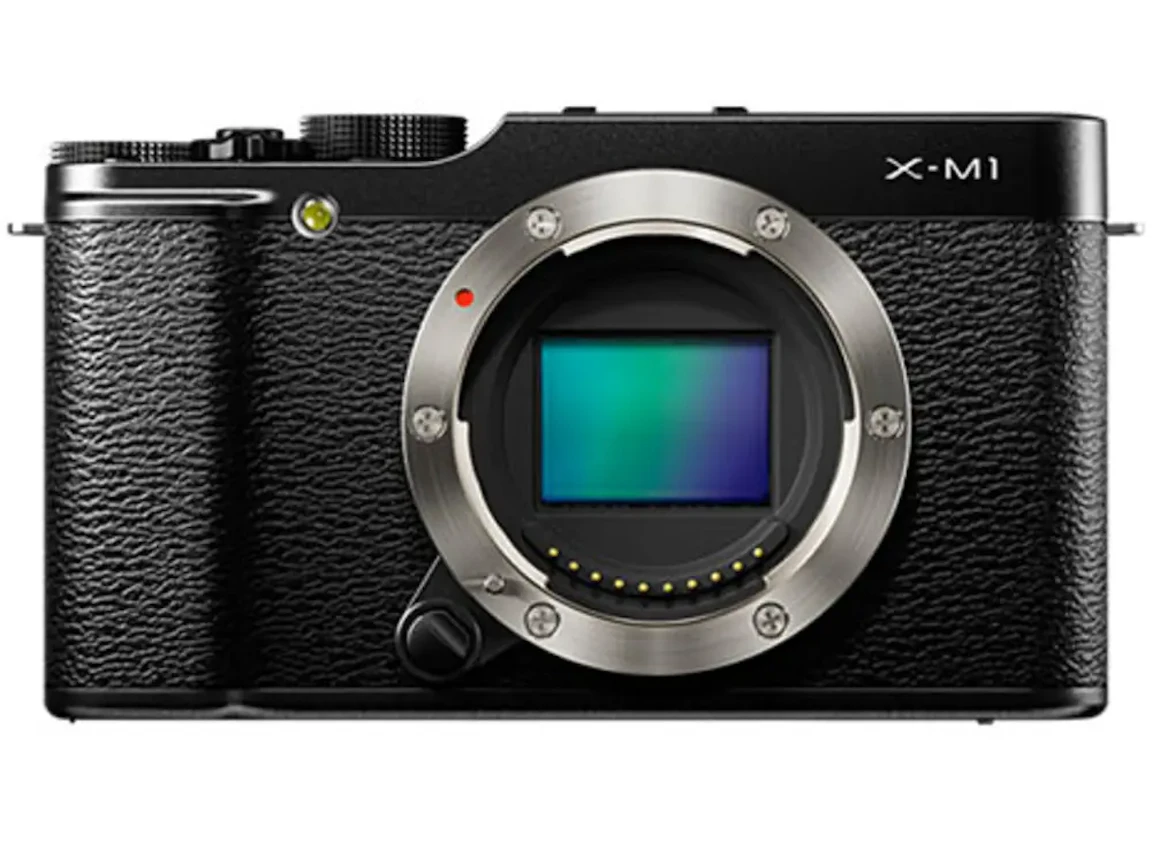 X-M1 ボディ "ブラック"