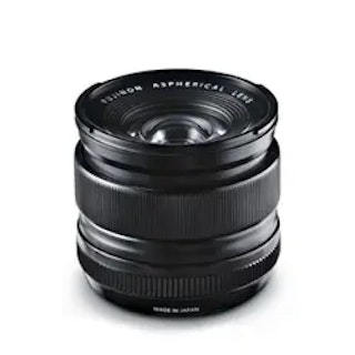 XF14mm F2.8 R：建築と風景で線をまっすぐ見せたい人へ