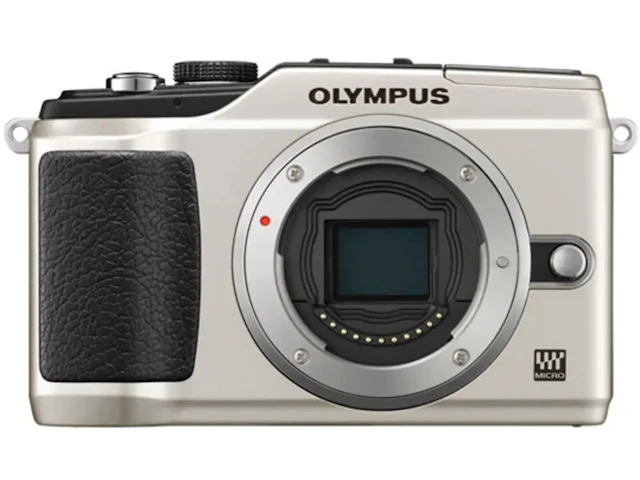 OLYMPUS PEN Lite E-PL2 ボディ "シャンパンゴールド"