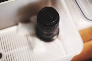 交換レンズ内部の結露・水滴は乾燥で改善する場合がある
