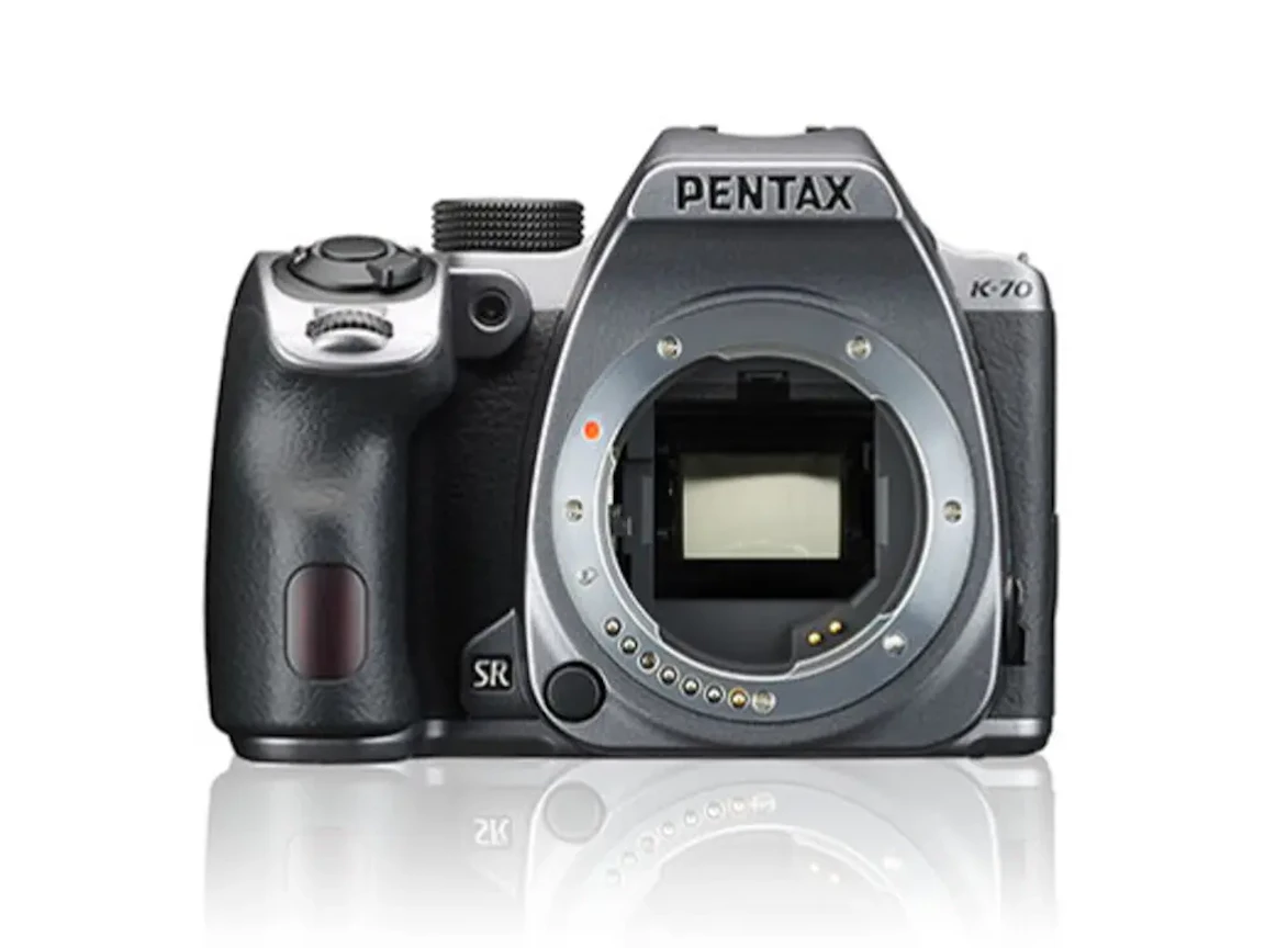 PENTAX K-70 18-135WRキット "シルキーシルバー"の新品/中古の在庫一覧 3枚目