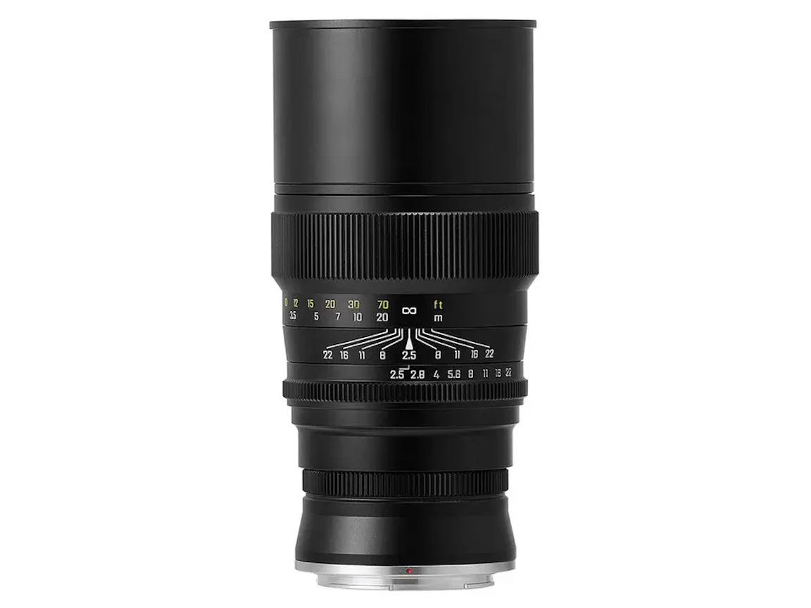 APO 135mm F2.5 ED
