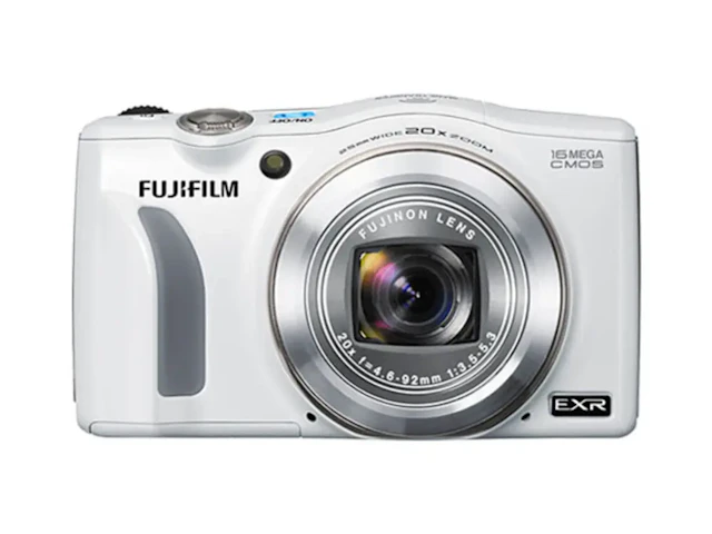 FinePix F800EXR "ホワイト"