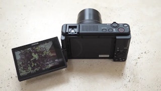 VLOGCAM ZV-1 II(ZV-1M2)のレンズ（18-50mm相当）と手ブレのレビュー