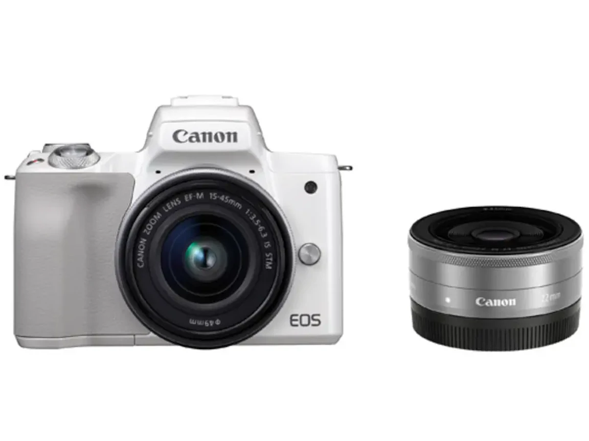 EOS Kiss M ダブルレンズキット "ホワイト"