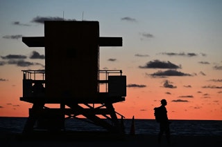 Z5II：中央7.5段は夜景・室内の歩留まりを上げやすい