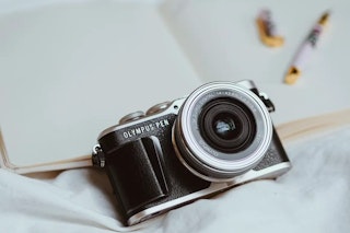 3万円以下のミラーレス一眼の特徴:コンデジやスマホとの違いは?