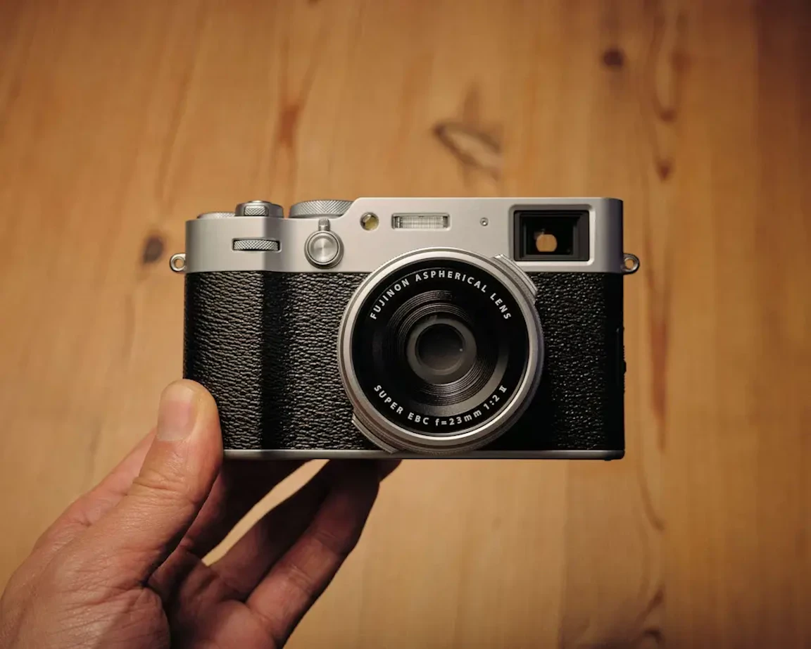 富士フイルムのコンデジおすすめ6選 中古で狙いたい名機と現行モデル