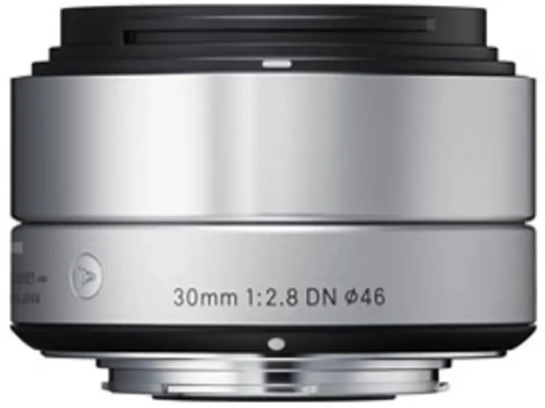 30mm F2.8 DN