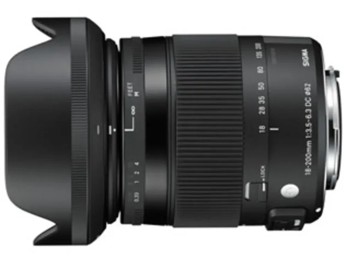 18-200mm F3.5-6.3 DC MACRO OS HSM