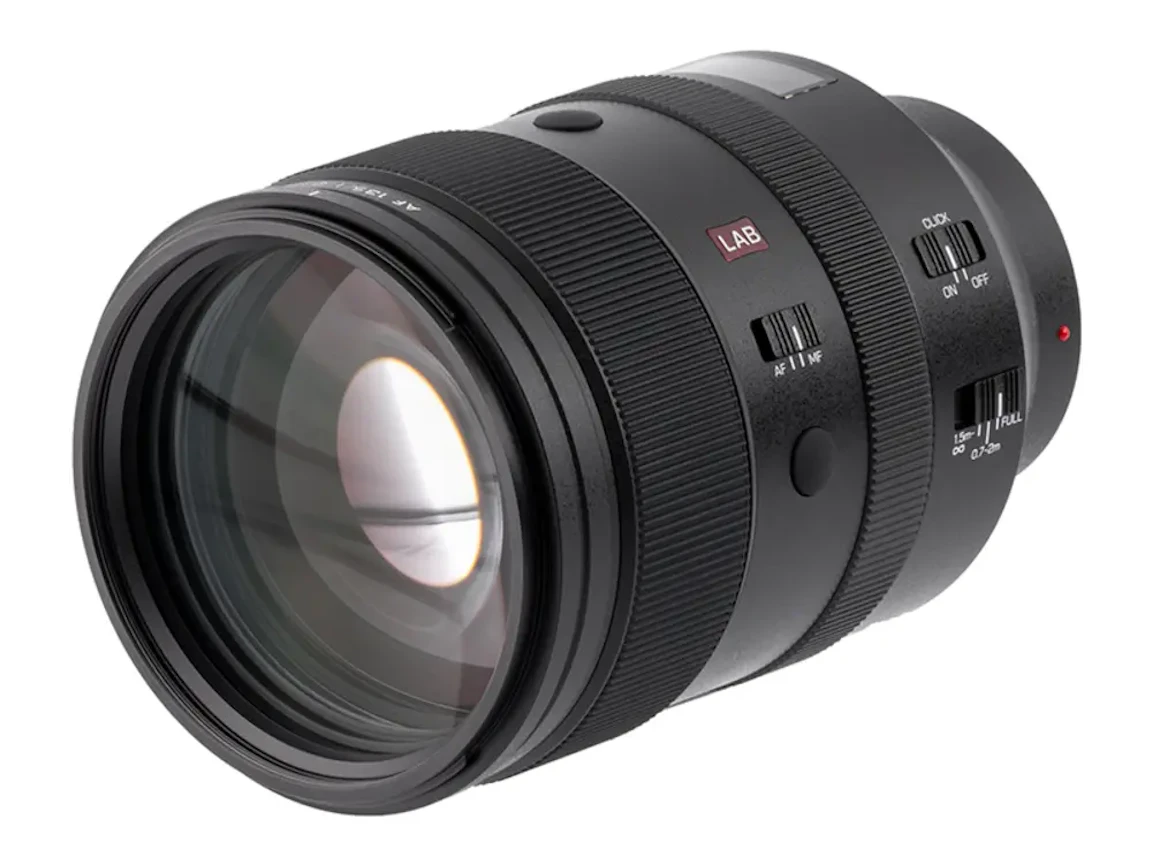 AF 135mm F1.8 LAB