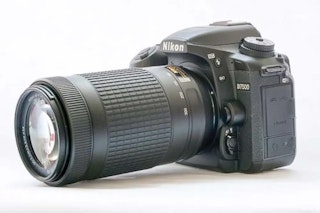 Nikon AF-P DX NIKKOR 70-300mm f/4.5-6.3G ED VRのボディ相性・運用のレビュー