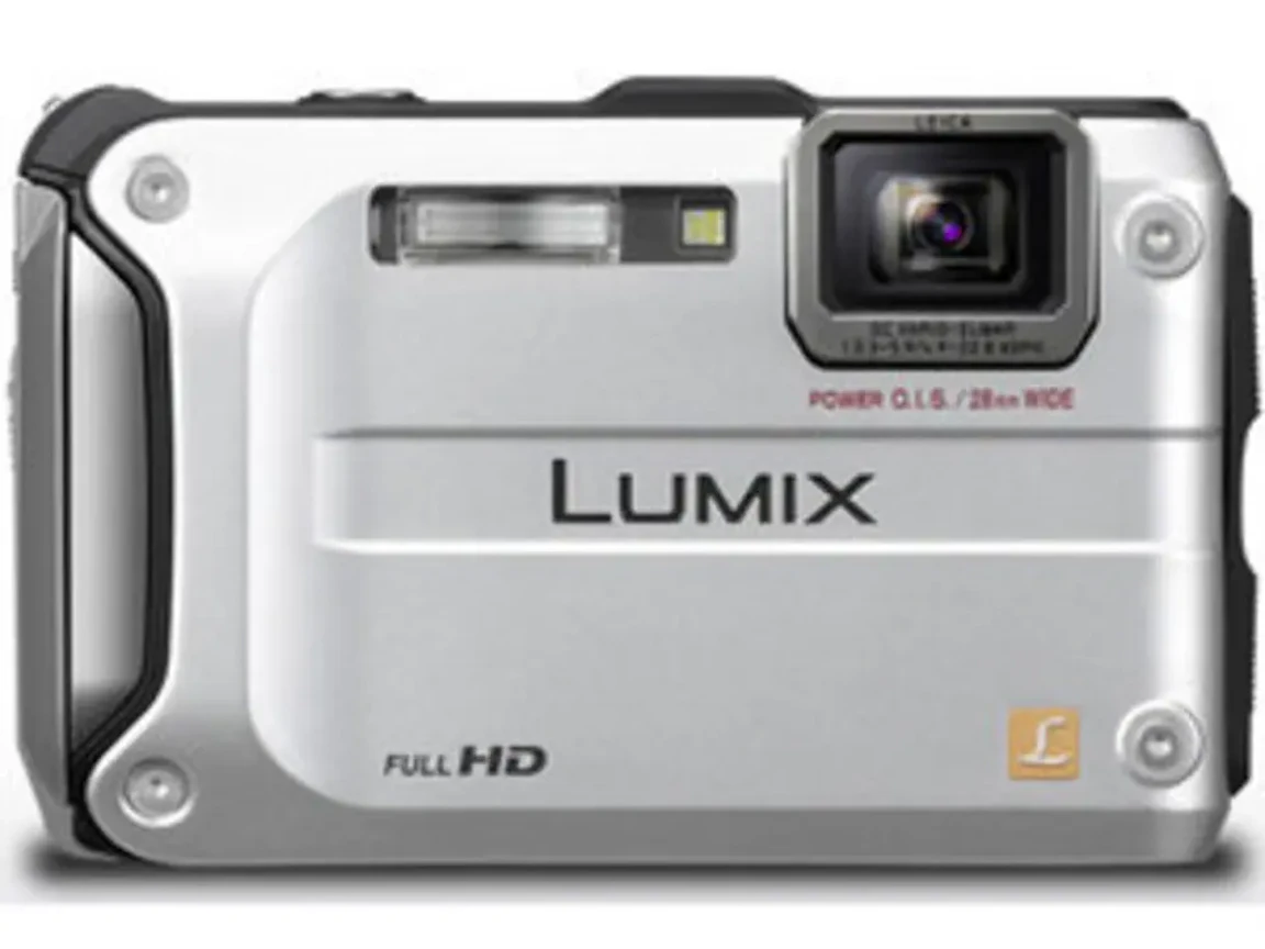 LUMIX FT3(DMC-FT3) "プレシャスシルバー"の新品/中古の在庫一覧 2枚目