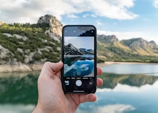 画質の比較：1.4型センサーの「素の情報量」vs スマホのAI画像処理
