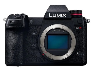 Nikon Z7とPanasonic LUMIX S1Rの比較:軽快さのZ7、堅牢性と安定感のS1R