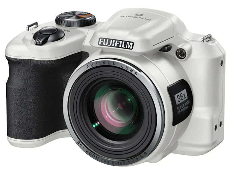 FinePix S8600 "ホワイト"