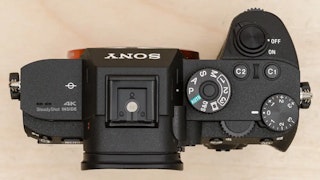 Sony α7R III(ILCE-7RM3A)のデザインと操作性のレビュー