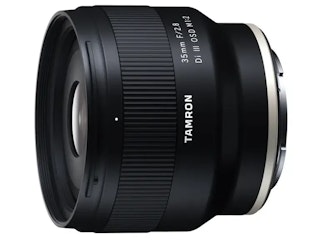 Tamron 35mm F/2.8 Di III OSD M1:2:210gで0.5倍まで撮れる軽量35mm