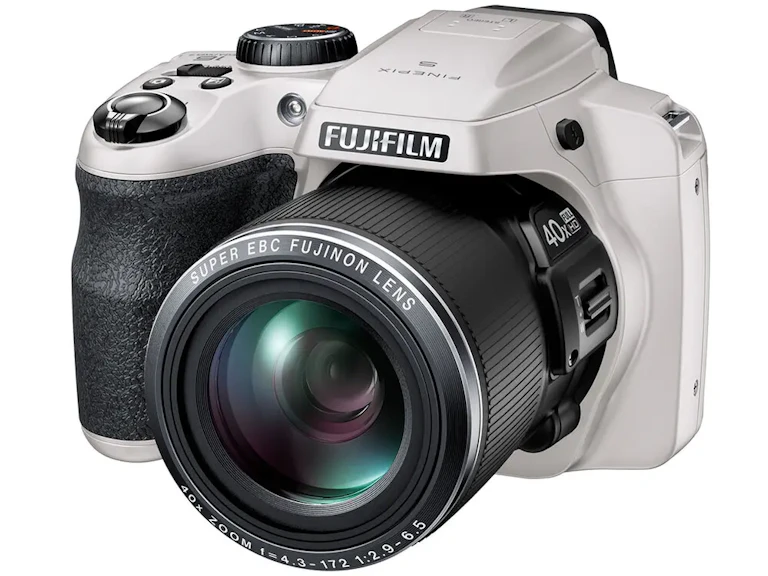 FinePix S8200 "ホワイト"の新品/中古の在庫一覧 2枚目