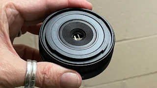 NIKKOR Z 26mm f/2.8のレビュー比較まとめ 23.5mm・125gの携帯性と画質を検証