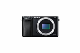 SONY α6200 リーク最新情報｜発売日いつ？価格予想・比較・予約まとめ