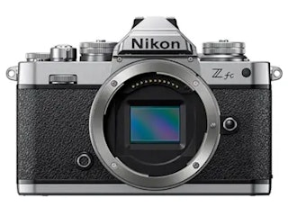Nikon Z fc:見た目も操作も楽しめる、女子にも人気の王道レトロ