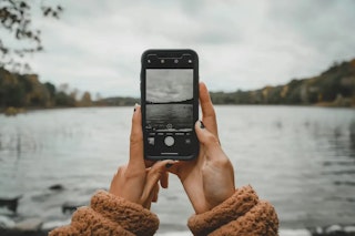 スマホとミラーレスの違い：画質差の理由はカメラの作り