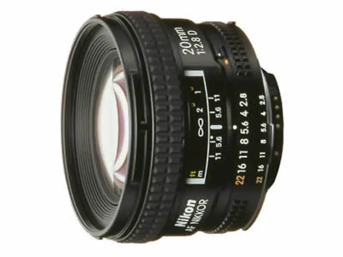 AI AF Nikkor 20mm f/2.8D