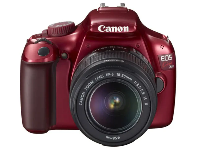 EOS Kiss X50 EF-S18-55 IS II レンズキット "レッド"