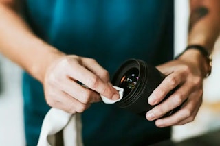 自分で清掃できる汚れと、プロに相談したい症状