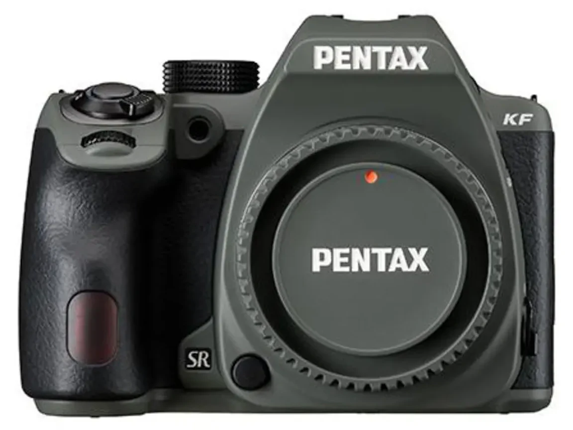 PENTAX KF ボディ 直販限定モデル "オリーブ"