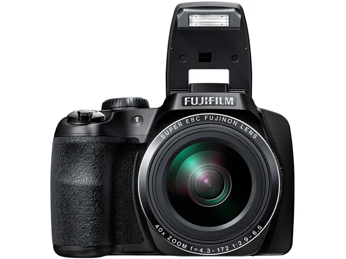 FinePix S8200 "ブラック"の新品/中古の在庫一覧 2枚目