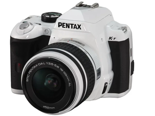 PENTAX K-r ボディ "ホワイト"