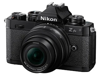Nikon Z fc（DXミラーレス）｜ダイヤル操作で基礎を覚えたい人向け