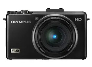 OLYMPUS XZ-1:明るいレンズとCCDで濃いレトロ感を楽しむ
