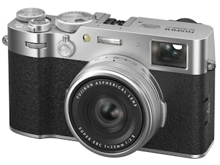 FUJIFILM X100VI：機能と軽快さで選ぶAPS-C機