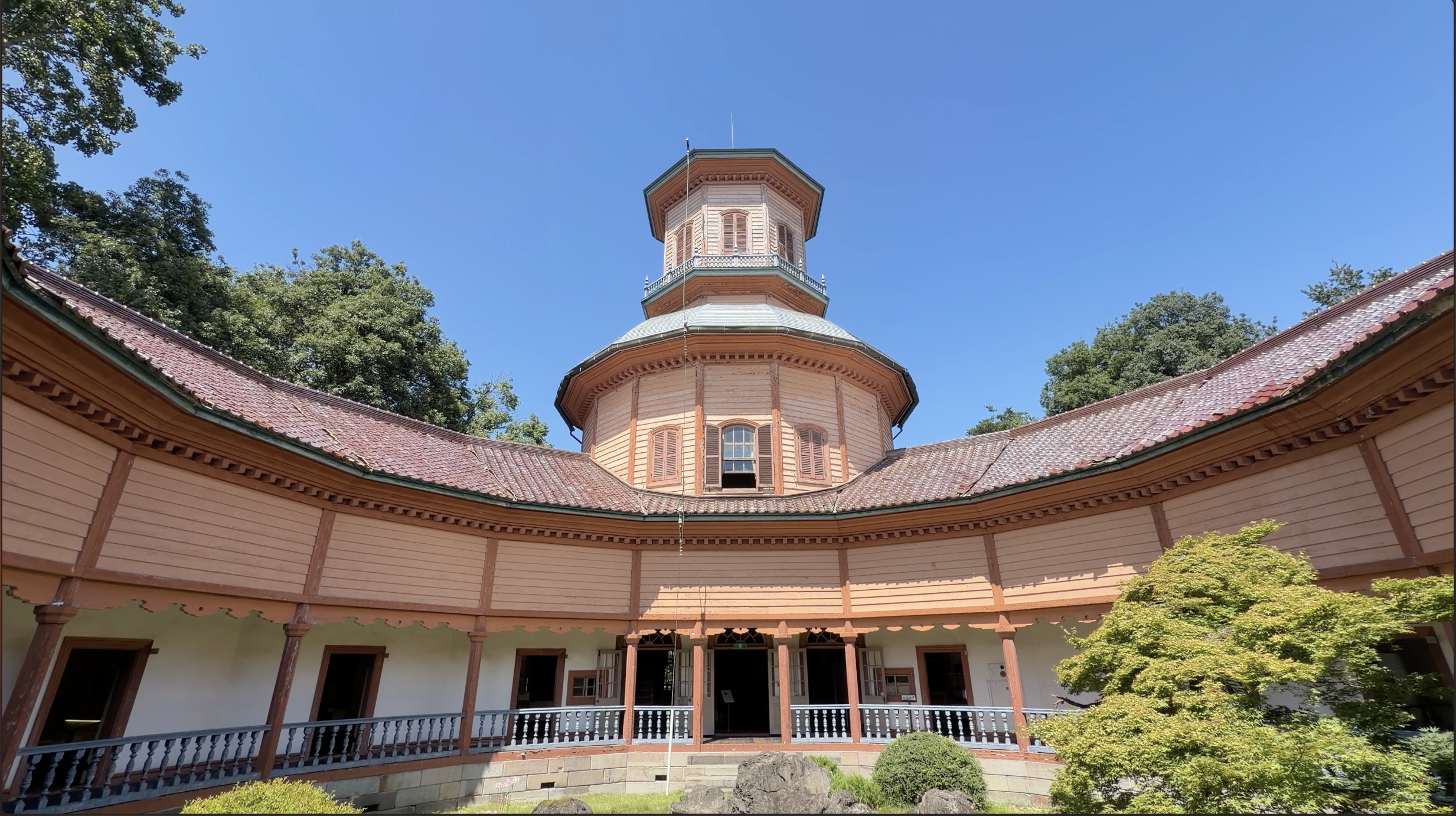 山形観光で訪れたい文翔館と霞城公園 米沢城跡・上杉神社までめぐる旅
